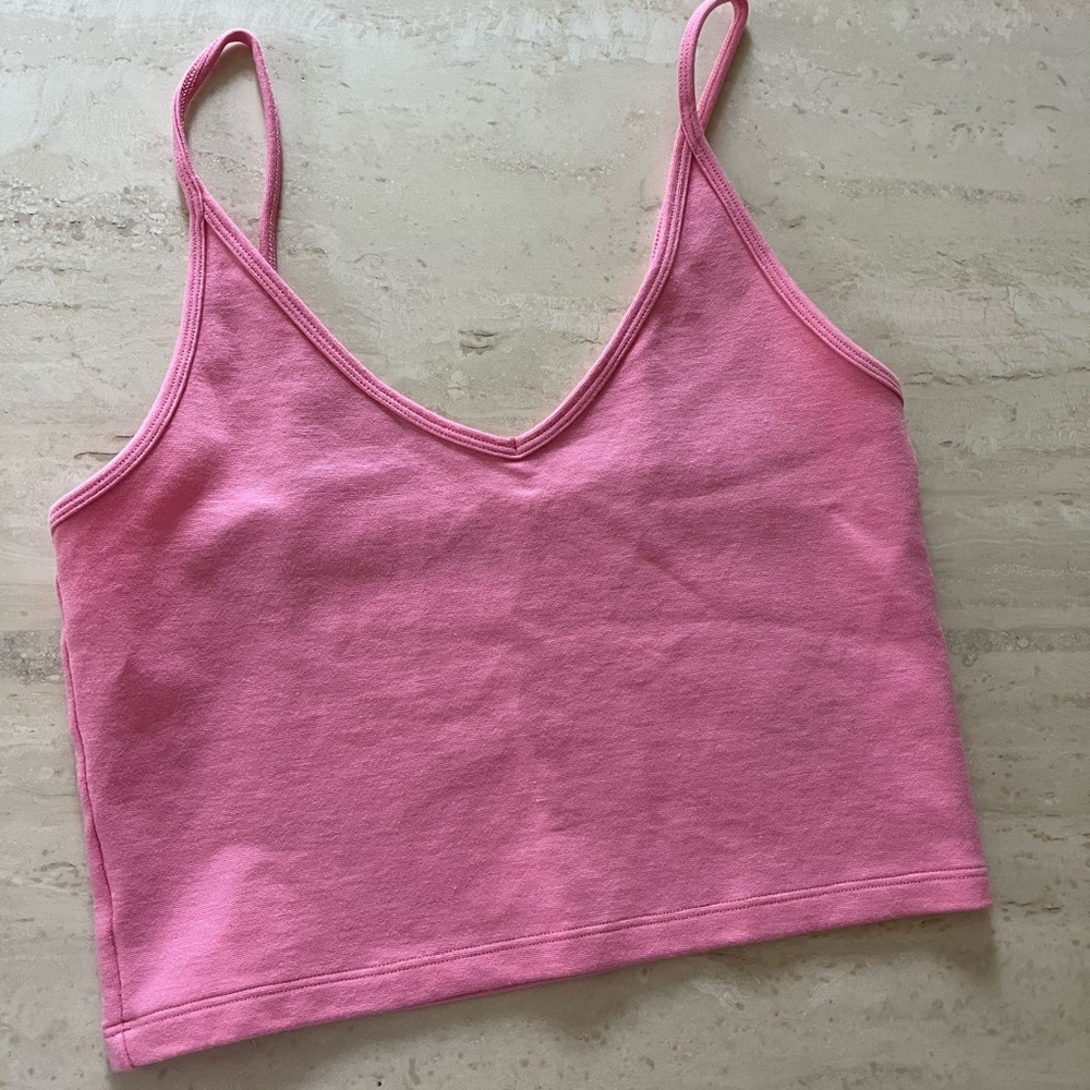 Aritzia pink cropped tank